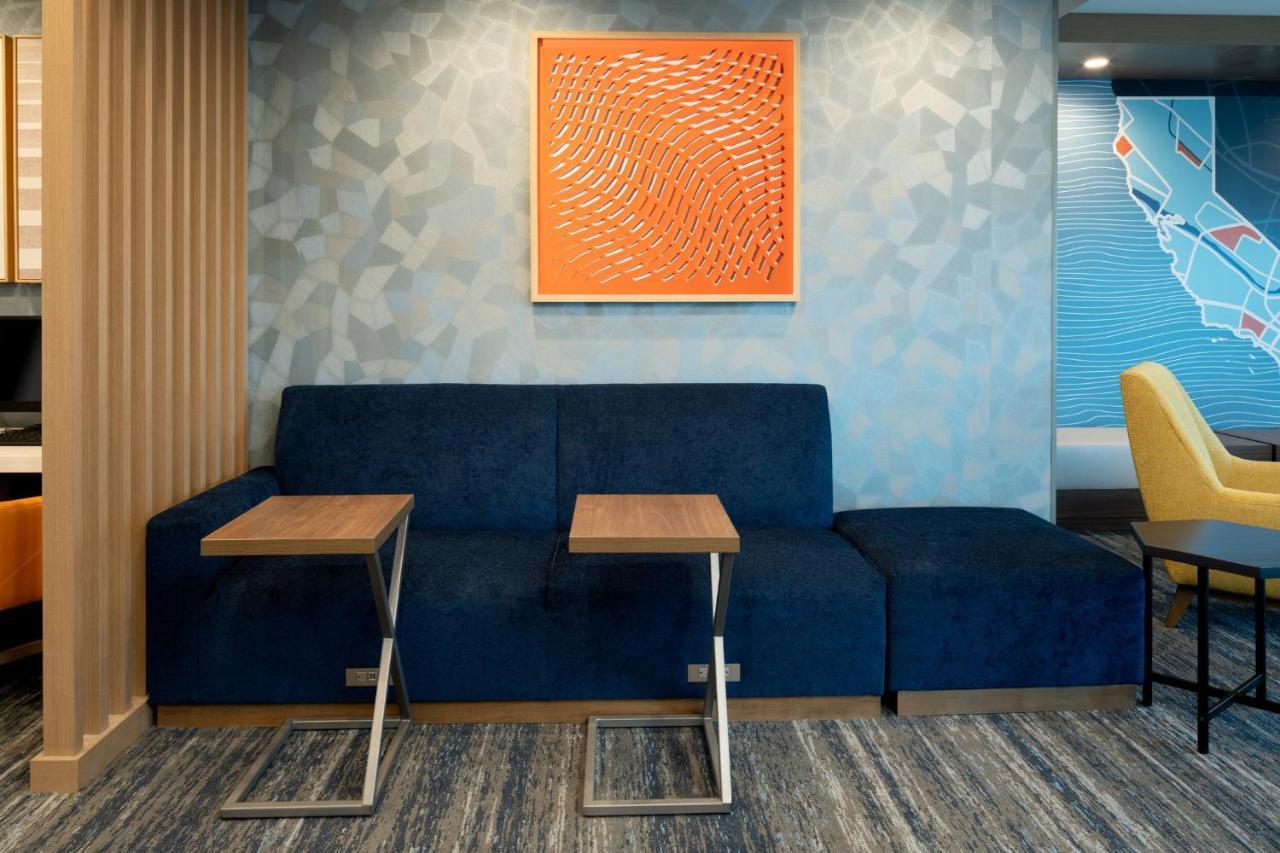Holiday Inn Express & Suites - Hollister By Ihg Екстер'єр фото