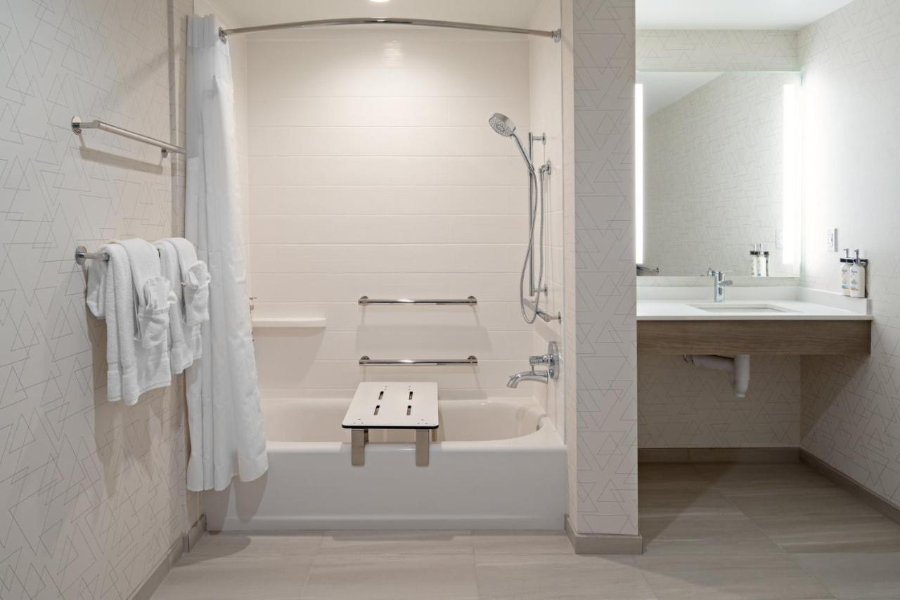 Holiday Inn Express & Suites - Hollister By Ihg Екстер'єр фото